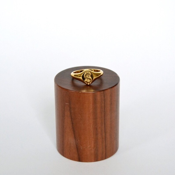 NEW 18K GOLD PLATED DOLLAR RING - Picture 3 of 5